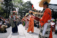 出雲大神宮　鎮花祭（はなしずめのまつり）