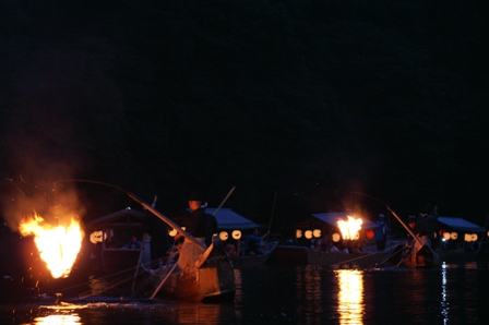 嵐山夏の風物詩「鵜飼 -Comorant Fishing-」