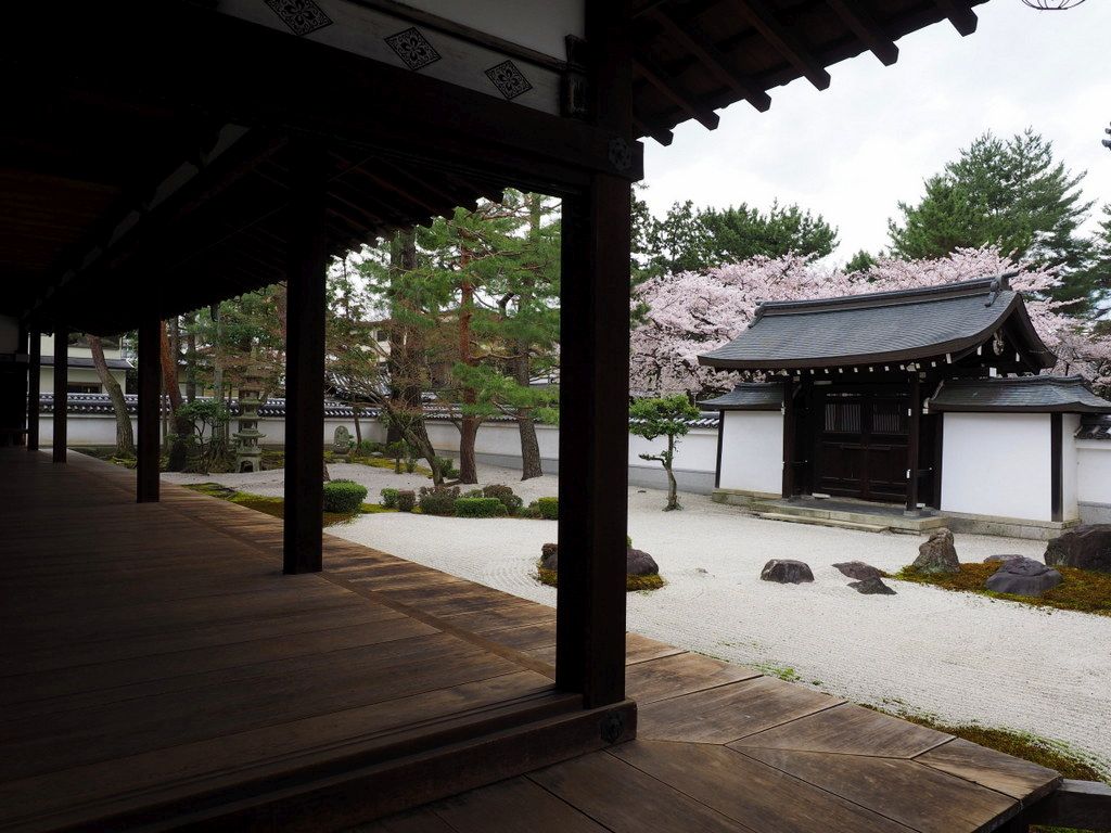 大本山百萬遍知恩寺　三日間　春の特別公開