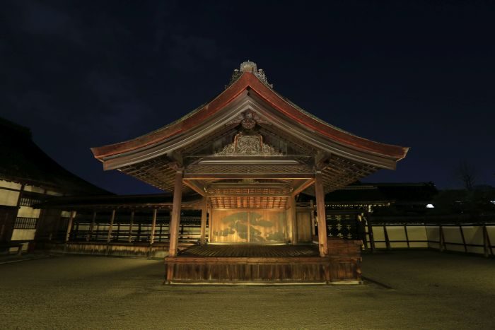 「西本願寺　花灯明」〜夜の参拝・特別拝観(ライトアップ)〜