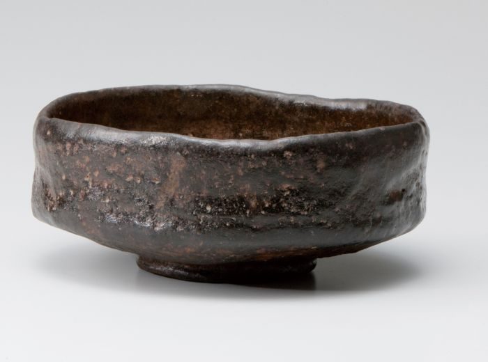 樂美術 夏期展 樂焼って何だろう？ RAKU WARE – One of the Most Traditional Japanese Ceramics –