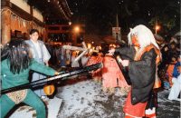 【吉田神社の節分祭】 鬼を信じる子どもたちは興味津々？！それとも怖い？！　京都で節分といえば吉田神社の節分祭へ
