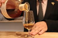 日本に昼飲み文化を！ 世界のお酒がお手頃価格で楽しめる【お酒の美術館】