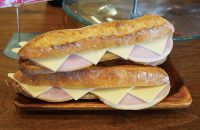 西京区・桂「プラ・ビダ」  “パンとバターと具材、三位一体のおいしさを大切に”