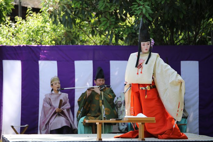 第六回 城南宮 曲水の宴 雅な平安時代の歌会 デジスタイル京都
