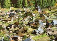 美山かやぶきの里　一斉放水