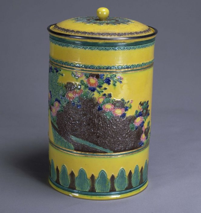 茶道資料館　新春展「近代の博覧会と茶の湯」 併設展「印籠－Inrō－の世界」