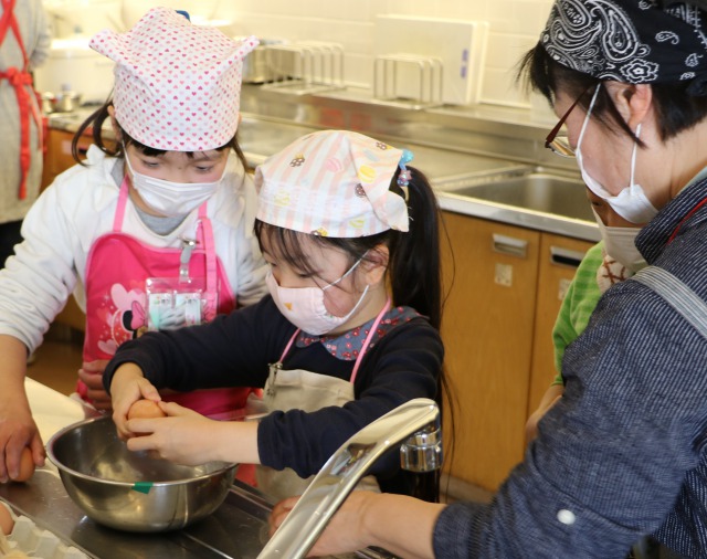 京エコロジーセンター　「子どもクッキング教室」～自分でつくるカンタンごはん～