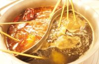 【一串串（イーチュアンチュアン）】これは楽しい！串の火鍋？を京都のど真ん中で味わう。