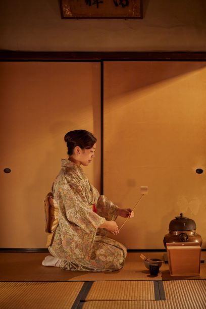 妙心寺桂春院「幽玄の美に触れる夜の拝観」