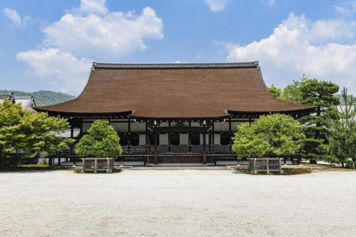 「京の夏の旅」文化財特別公開　旧嵯峨御所大覚寺 霊宝館