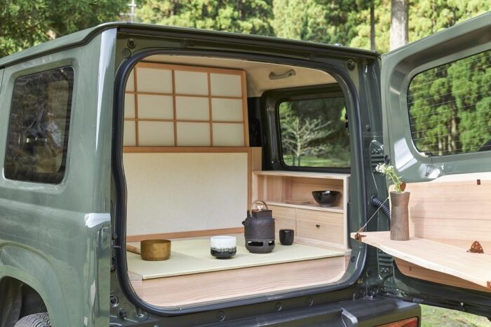 京都の職人技が細部にまで！「ジムニー茶室」で野点を楽しもう