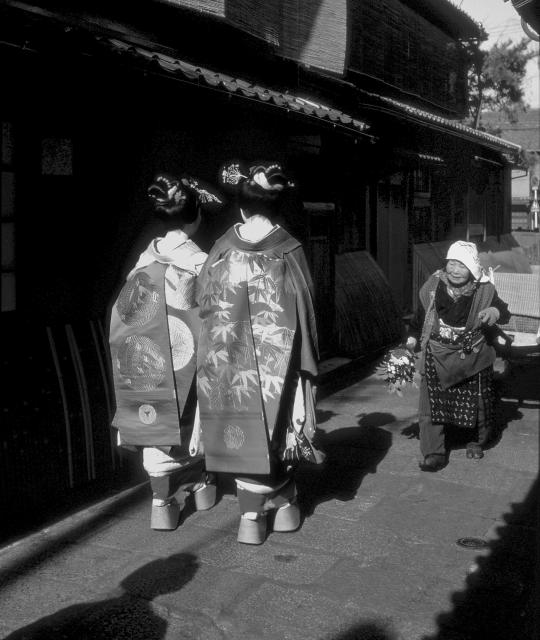 溝縁ひろし写真展 昭和の祇園～花街とともに～ ｜ デジスタイル京都