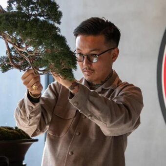 盆栽師・小島鉄平『TRADMAN’S BONSAI』展覧会 in 両足院