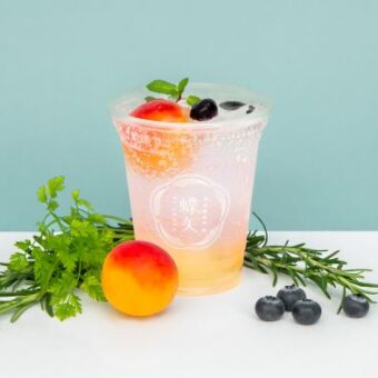 梅体験専門店「蝶矢」 まるで初夏の植物園!ハーブと果実のオリジナルテイクアウトドリンク 「梅ハーバルソーダ」<br>期間限定販売   4月25日（火）～6月10日（土）