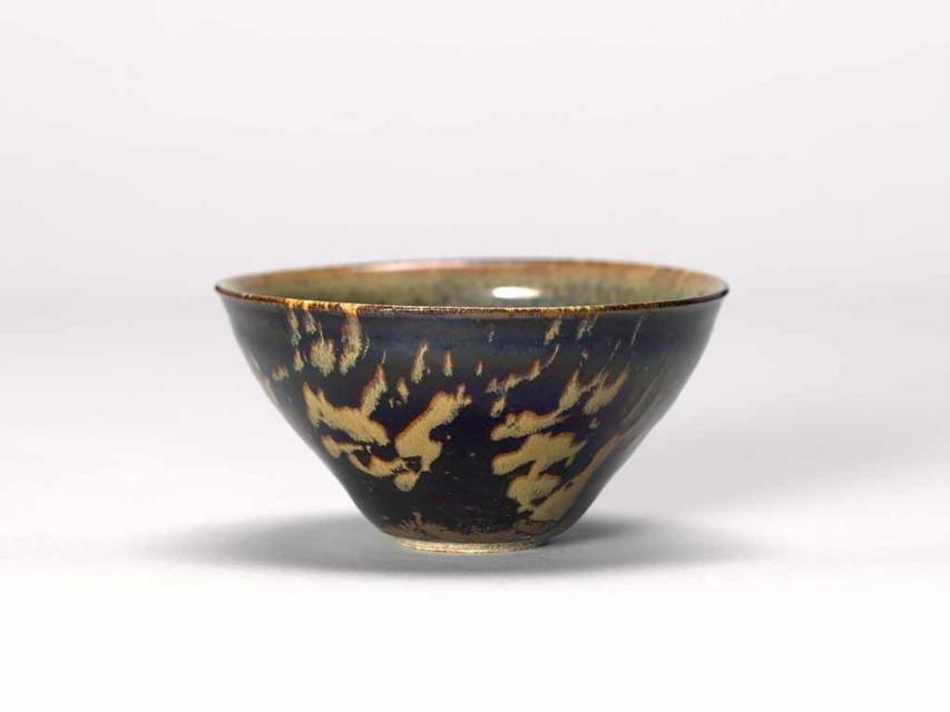 ©玳玻天目　京都国立博物館蔵
