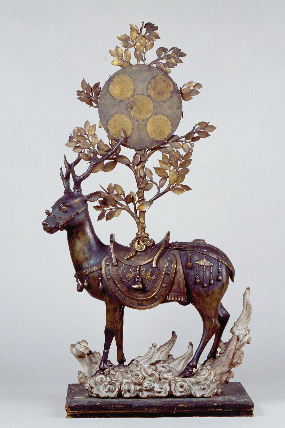 重要文化財　金銅春日神鹿御正体　南北朝時代　細見美術館蔵