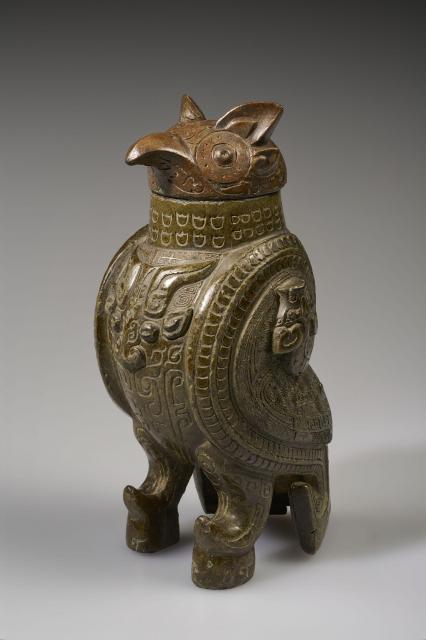 鴟鴞尊 殷後期・前１３-１２世紀