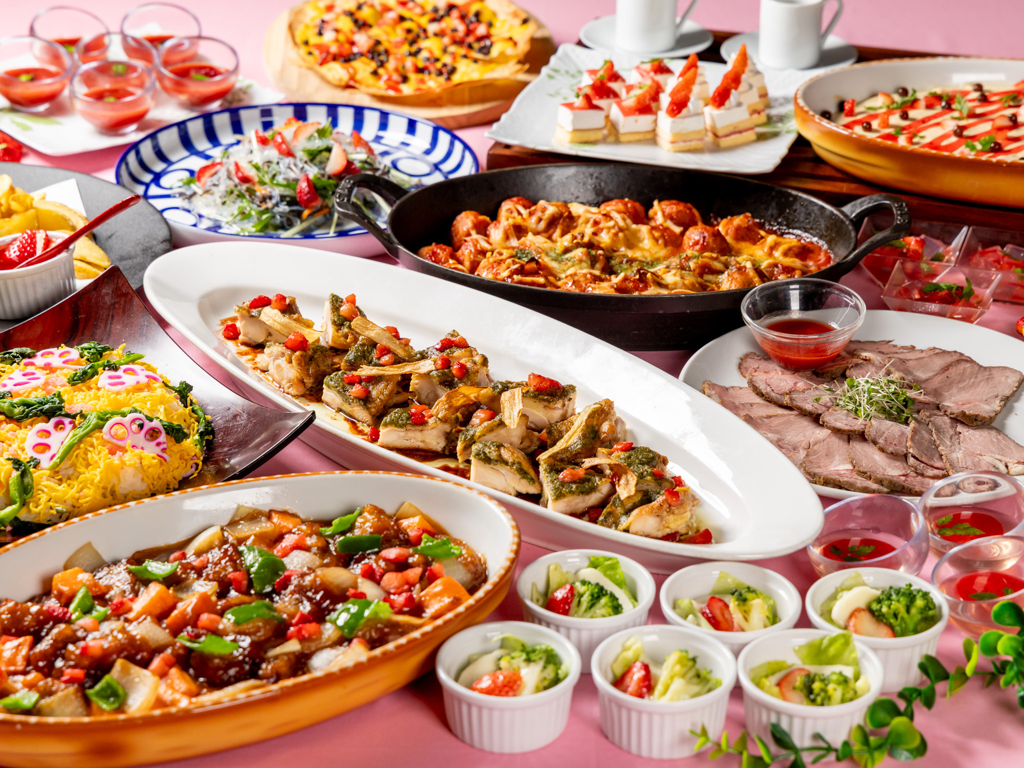 【２月~５月】「いちごブッフェ」開催【ザ ロイヤルパークホテル 京都梅小路】