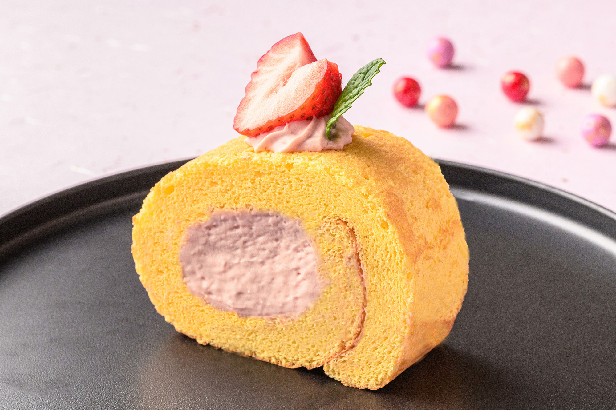 いちごのロールケーキ　料金：1,000円