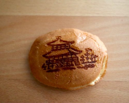 金閣寺が見事に再現されたオリジナル焼き印